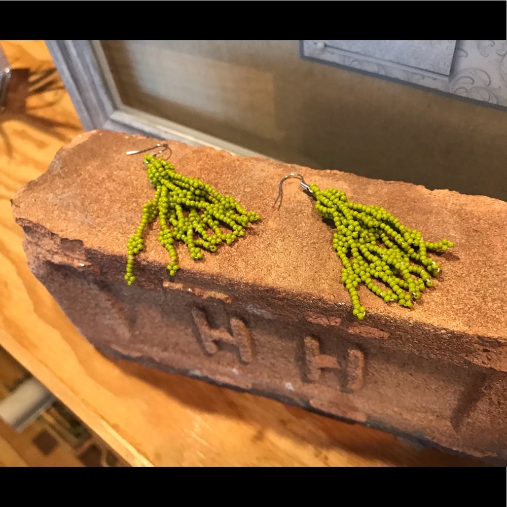 Seed bead earrings, green